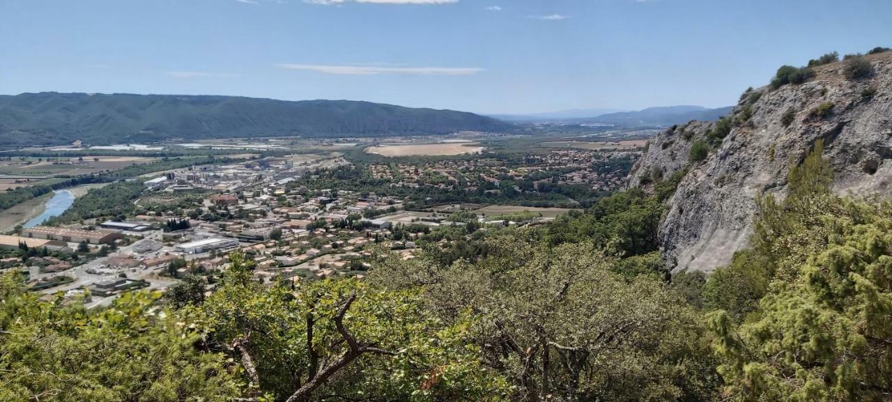 Gites Les Costoliers Chateauneuf-Miravail Екстер'єр фото